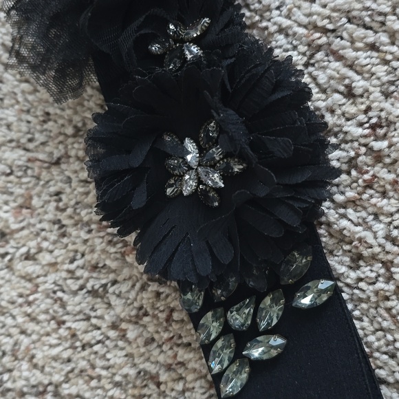 J. Crew Yellow and Black Women's Belts sz S/M - Picture 6 of 14